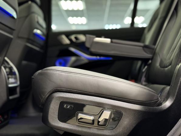 BMW X7 I (G07) Рестайлинг с пробегом 2025 года, цена 16 940 000 рублей, 28 км, внедорожник, Автокод Объявления