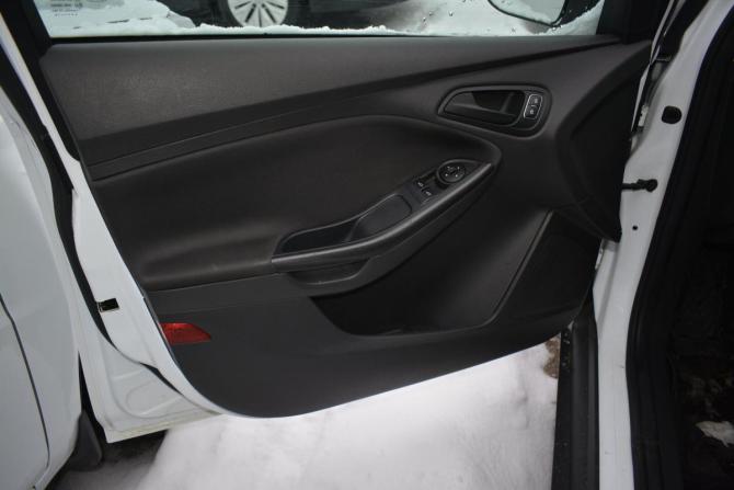 Ford Focus III Рестайлинг с пробегом 2019 года, цена 949 000 рублей, 241000 км, хэтчбек, Автокод Объявления