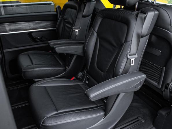 Mercedes-Benz V-Класс III (W447) Рестайлинг с пробегом 2022 года, цена 7 498 000 рублей, 52796 км, минивэн, Автокод Объявления