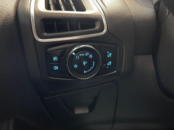 Ford Focus III с пробегом 2014 года, цена 845 000 рублей, 211001 км, хэтчбек, Автокод Объявления