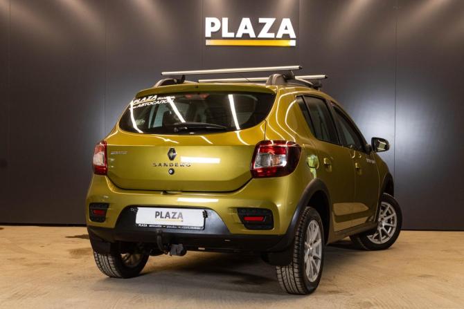 Renault Sandero II с пробегом 2017 года, цена 1 049 000 рублей, 135013 км, хэтчбек, Автокод Объявления