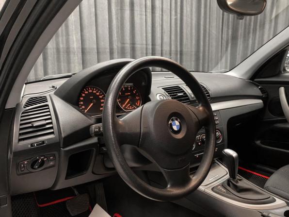 BMW 1 серии I (E81/E82/E87/E88) Рестайлинг с пробегом 2011 года, цена 949 000 рублей, 58000 км, хэтчбек, Автокод Объявления