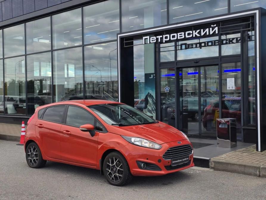 Ford Fiesta Mk6 Рестайлинг Санкт-Петербург  - изображение 2