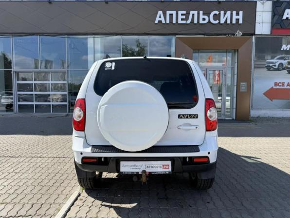 Chevrolet Niva I Рестайлинг с пробегом 2019 года, цена 848 000 рублей, 103351 км, внедорожник, Автокод Объявления