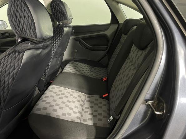Ford Focus II Рестайлинг с пробегом 2010 года, цена 645 000 рублей, 188421 км, седан, Автокод Объявления