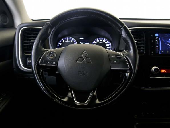 Mitsubishi Outlander III Рестайлинг 3 с пробегом 2020 года, цена 1 990 000 рублей, 190497 км, внедорожник, Автокод Объявления