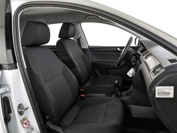 Skoda Rapid I Рестайлинг с пробегом 2019 года, цена 900 000 рублей, 182152 км, лифтбек, Автокод Объявления
