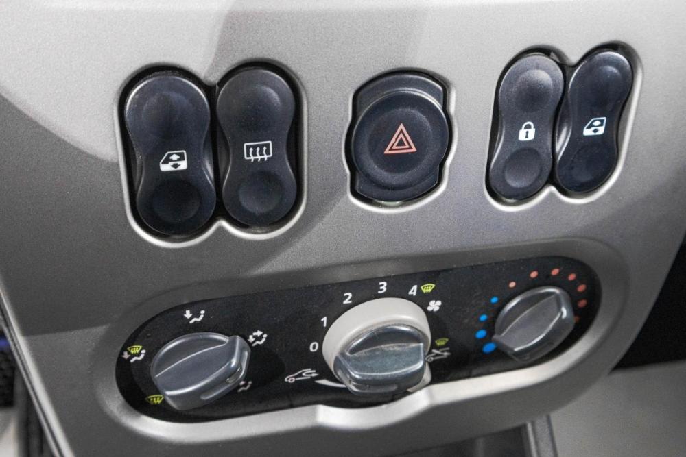 Renault Sandero I Барнаул  - изображение 16