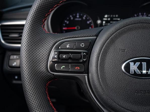 Kia Optima IV с пробегом 2017 года, цена 2 015 000 рублей, 113575 км, седан, Автокод Объявления