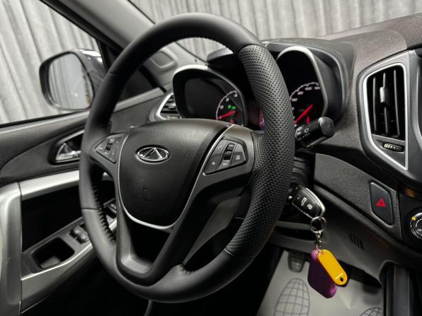 Chery Tiggo 5 I с пробегом 2015 года, цена 875 000 рублей, 105487 км, внедорожник, Автокод Объявления