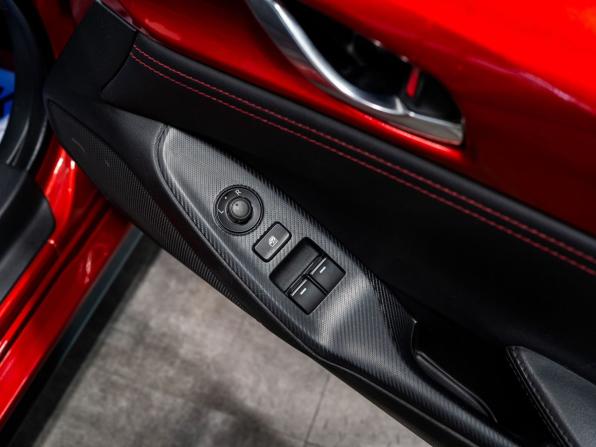 Mazda Roadster IV (ND) с пробегом 2015 года, цена 1 800 000 рублей, 122000 км, кабриолет, Автокод Объявления