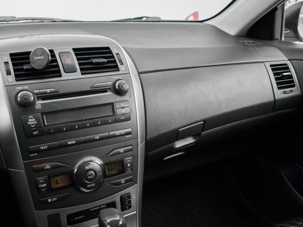 Toyota Corolla X (E140 E150) Рестайлинг с пробегом 2012 года, цена 1 030 000 рублей, 268016 км, седан, Автокод Объявления