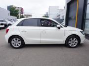 Audi A1 I (8X) Москва  - изображение 18