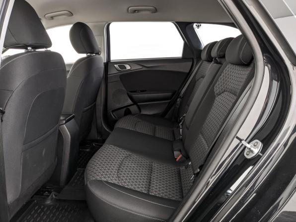 Kia Ceed III с пробегом 2019 года, цена 1 555 000 рублей, 124597 км, универсал, Автокод Объявления