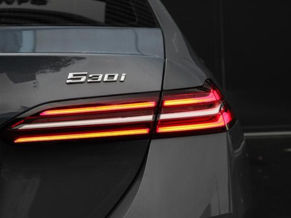 BMW 5 серии VIII (G60/G61/G68) с пробегом 2024 года, цена 6 220 000 рублей, 23060 км, седан, Автокод Объявления