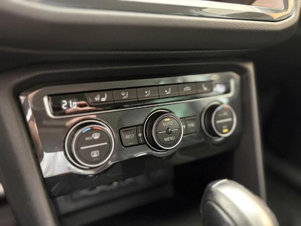 Volkswagen Tiguan II с пробегом 2020 года, цена 2 813 000 рублей, 88251 км, внедорожник, Автокод Объявления
