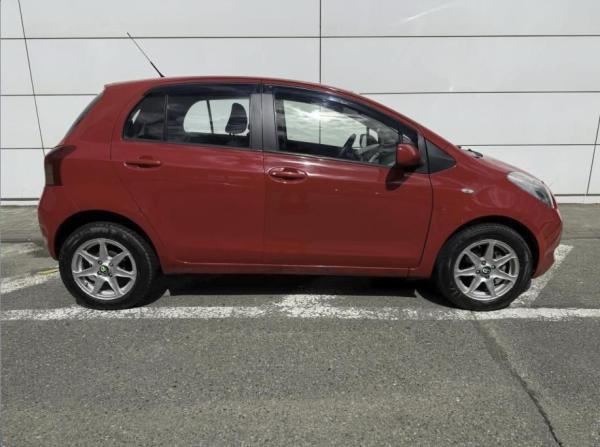 Toyota Yaris II с пробегом 2007 года, цена 620 000 рублей, 119300 км, хэтчбек, Автокод Объявления
