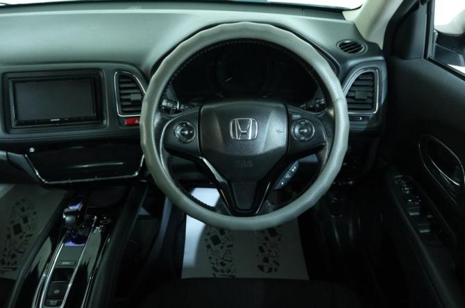 Honda Vezel I с пробегом 2014 года, цена 1 549 000 рублей, 129078 км, внедорожник, Автокод Объявления