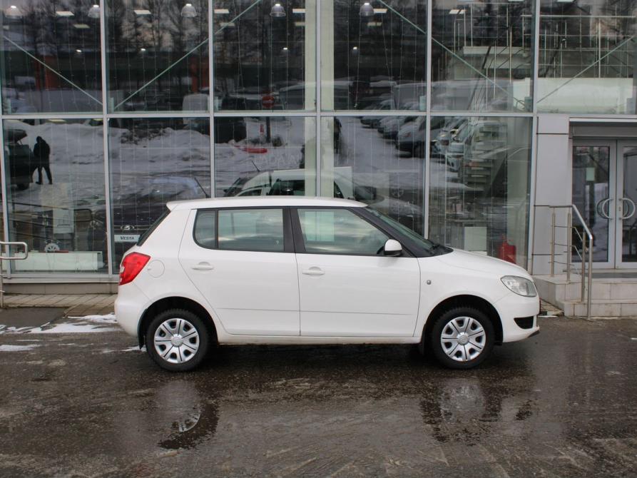 Skoda Fabia II Рестайлинг Москва  - изображение 4