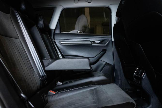 Skoda Karoq I с пробегом 2021 года, цена 2 149 000 рублей, 128548 км, внедорожник, Автокод Объявления