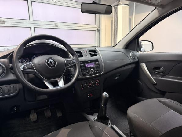 Renault Sandero II Рестайлинг с пробегом 2019 года, цена 1 250 000 рублей, 81436 км, хэтчбек, Автокод Объявления