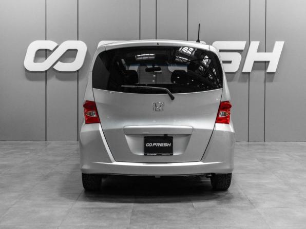 Honda Freed I с пробегом 2010 года, цена 1 270 000 рублей, 103060 км, компактвэн, Автокод Объявления
