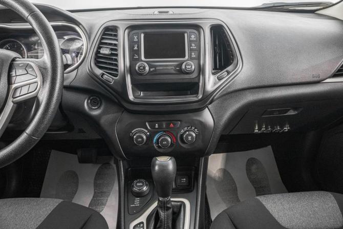 Jeep Cherokee V (KL) с пробегом 2017 года, цена 1 899 000 рублей, 161600 км, внедорожник, Автокод Объявления