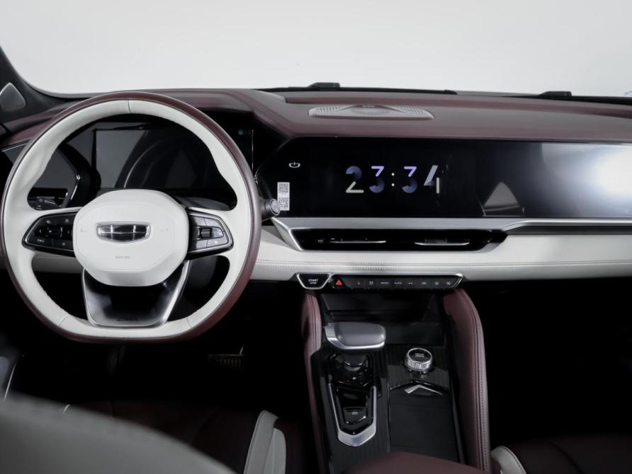 Geely Monjaro I Москва  - изображение 12