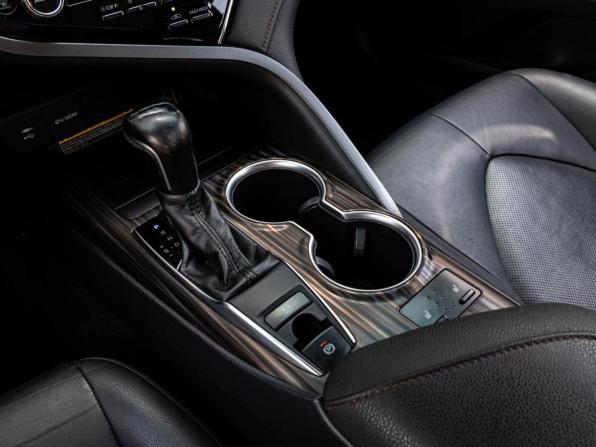 Toyota Camry VIII (XV70) с пробегом 2019 года, цена 2 549 000 рублей, 139114 км, седан, Автокод Объявления