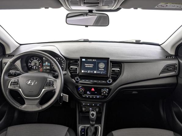Hyundai Solaris II Рестайлинг с пробегом 2022 года, цена 1 890 000 рублей, 36733 км, седан, Автокод Объявления