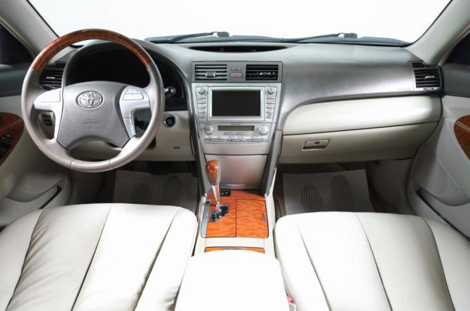 Toyota Camry VI (XV40) Рестайлинг с пробегом 2011 года, цена 1 199 000 рублей, 330000 км, седан, Автокод Объявления