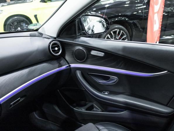 Mercedes-Benz E-Класс V (W213 S213 C238) Рестайлинг с пробегом 2022 года, цена 3 900 000 рублей, 60630 км, универсал, Автокод Объявления