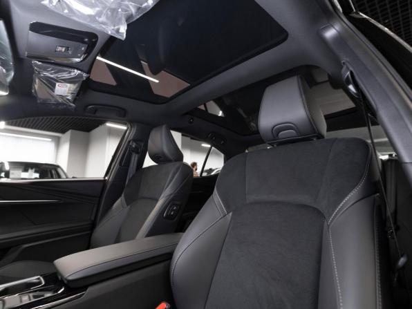 Toyota Camry IX (XV80) China Market с пробегом 2026 года, цена 4 400 000 рублей, 19 км, седан, Автокод Объявления