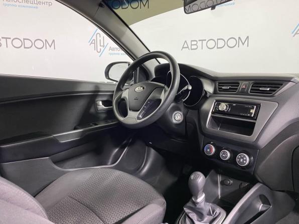 Kia Rio III Рестайлинг с пробегом 2016 года, цена 747 500 рублей, 161000 км, седан, Автокод Объявления