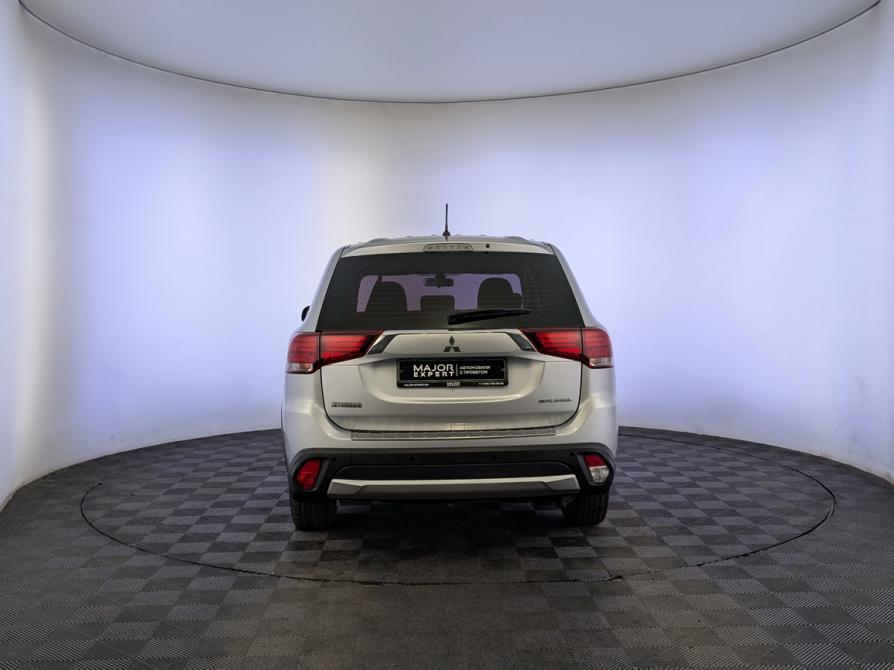 Mitsubishi Outlander III Рестайлинг 2 Москва  - изображение 6