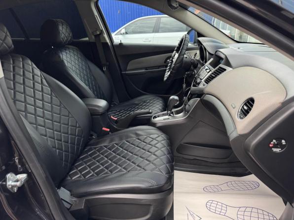 Chevrolet Cruze I Рестайлинг с пробегом 2012 года, цена 698 000 рублей, 151709 км, хэтчбек, Автокод Объявления