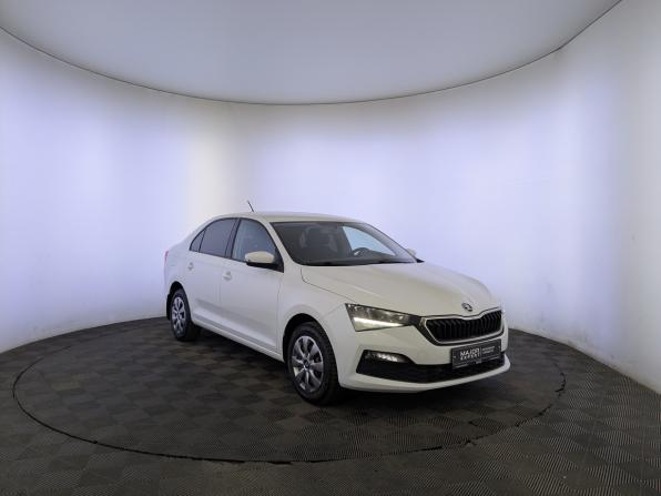 Skoda Rapid II с пробегом 2021 года, цена 1 300 000 рублей, 186824 км, лифтбек, Автокод Объявления