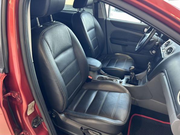 Ford Focus II Рестайлинг с пробегом 2010 года, цена 530 000 рублей, 192991 км, хэтчбек, Автокод Объявления