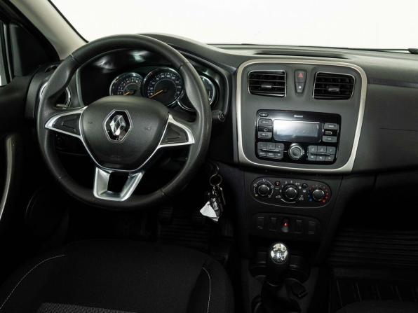 Renault Sandero II Рестайлинг с пробегом 2020 года, цена 1 248 000 рублей, 61000 км, хэтчбек, Автокод Объявления