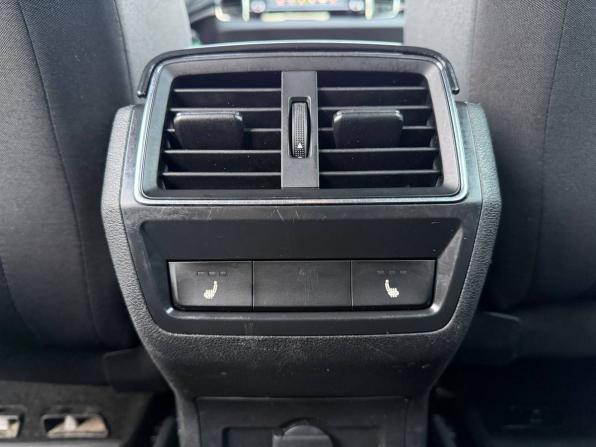 Skoda Karoq I с пробегом 2020 года, цена 1 725 000 рублей, 180827 км, внедорожник, Автокод Объявления