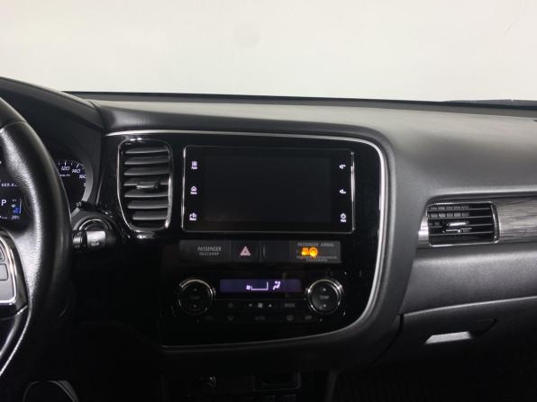 Mitsubishi Outlander III Рестайлинг 2 с пробегом 2018 года, цена 2 099 000 рублей, 100000 км, внедорожник, Автокод Объявления