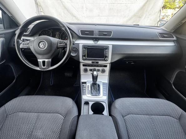 Volkswagen Passat B7 с пробегом 2012 года, цена 969 000 рублей, 241824 км, седан, Автокод Объявления