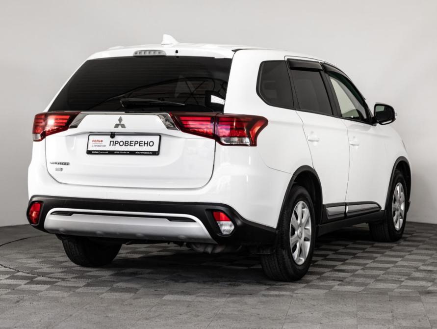 Mitsubishi Outlander III Рестайлинг 3 Санкт-Петербург  - изображение 6