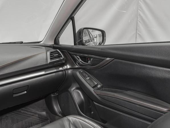 Subaru XV II с пробегом 2018 года, цена 2 390 000 рублей, 104784 км, внедорожник, Автокод Объявления
