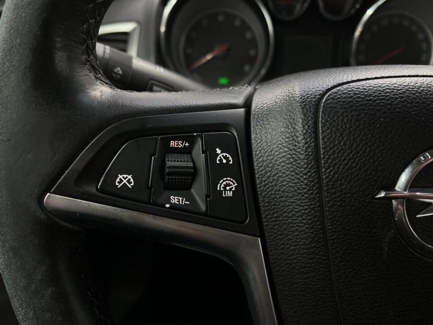 Opel Astra J Рестайлинг Ростов-на-Дону  - изображение 9