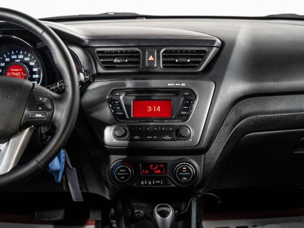 Kia Rio III с пробегом 2013 года, цена 850 000 рублей, 121391 км, хэтчбек, Автокод Объявления