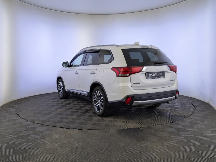 Mitsubishi Outlander III Рестайлинг 2 Москва  - изображение 7