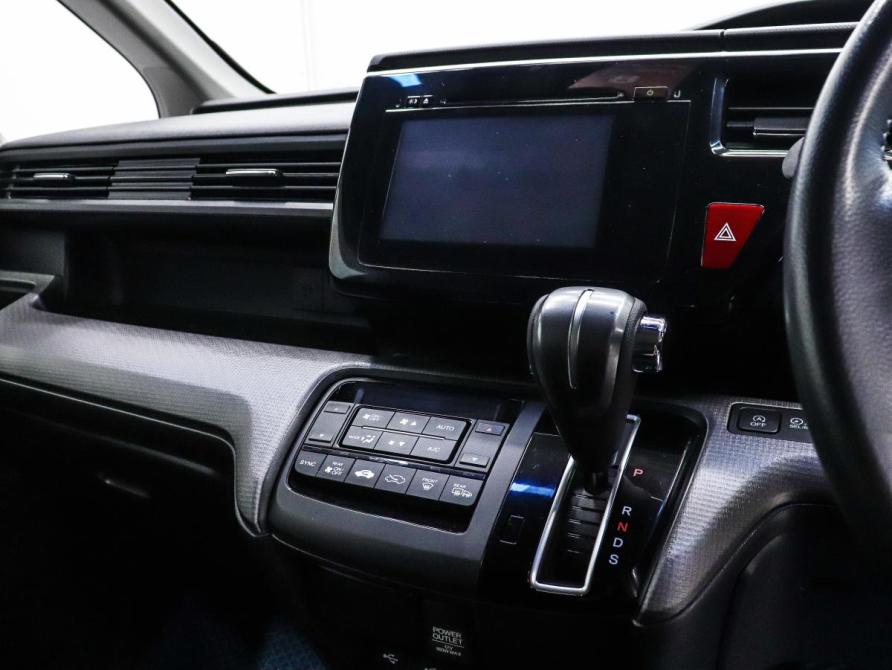Honda Stepwgn V Красноярск  - изображение 23