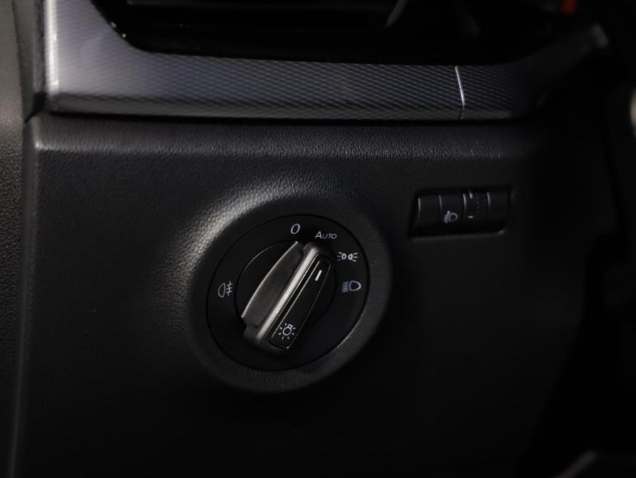 Volkswagen Polo VI Санкт-Петербург  - изображение 19