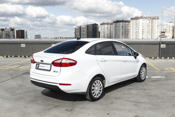 Ford Fiesta Mk6 Рестайлинг с пробегом 2016 года, цена 895 000 рублей, 85973 км, седан, Автокод Объявления